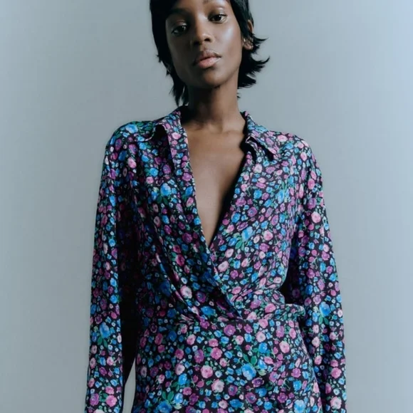 Zara Floral Short Satin Dress - Picture 2 of 10